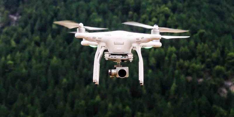 Fransa'da Cezaevine Drone İle Yasaklı Madde Servisi Yapan Çete Çökertildi! 