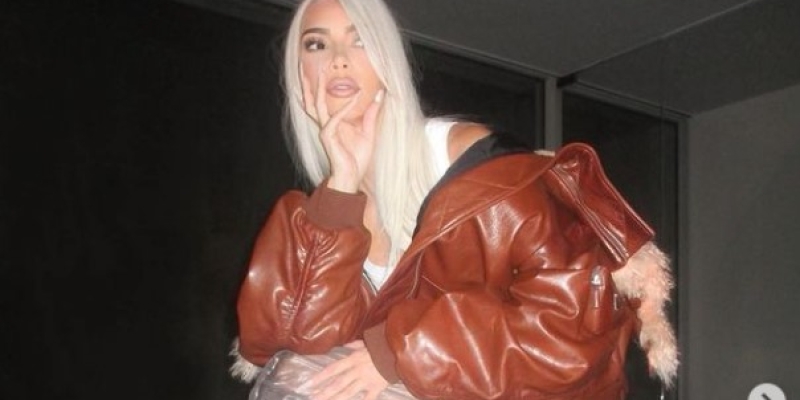 Kim Kardashian'ın Sosyal Medya Paylaşımları Beğeni Topladı! Kalçalarını Eritti! 