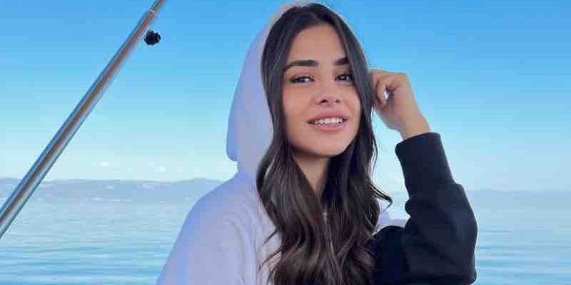 Hazal Çağlar'dan Nazlı Pınar Kaya Paylaşımı! Bu Kız İle Tüm İlişkim Bitmiştir! 