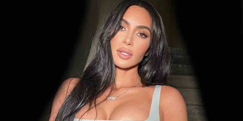 Kim Kardashian Bir Erkekte En Çok Dikkat Ettiği Özelliği Açıkladı!