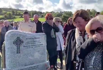 İrlanda'da Bir Cenazede Vefat Eden Adamın Bıraktığı Ses Kaydı Olay Oldu! 