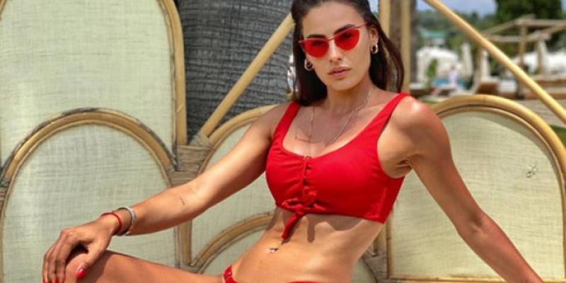 Miss Turkey Güzeli Sinem Sülün'den Büyüleyen Yaz Paylaşımları! 