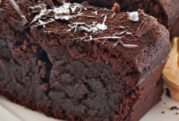 İdil Yazar'dan Yumuşacık Çikolatalı Kek Tarifi! 