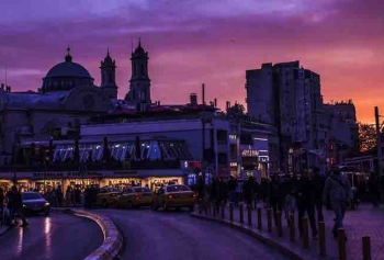 İstanbul Valisi Ali Yerlikaya'dan Taksim Patlaması İle İlgili Açıklama! 4 Ölü 38 Yaralı!
