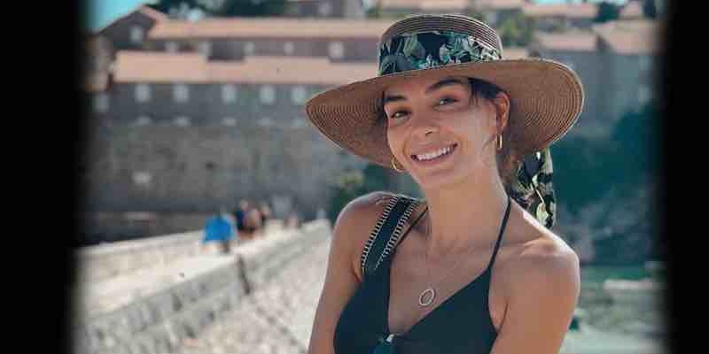Ebru Şahin'in Mor Bikinili Tatil Paylaşımı Gündem Oldu! Saf Güzellik! Bizi Öldürmek Mi İstiyorsun?