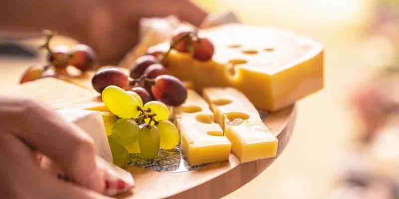 Rüyada Peynir Yemek Ne Anlama Gelmektedir? 