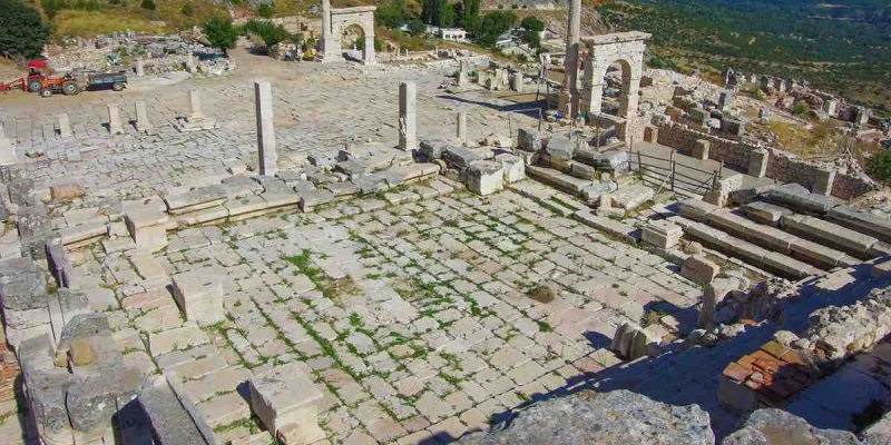 Yunanistan'ın Antik Limanı Tahminlerden De Eski Çıktı! 