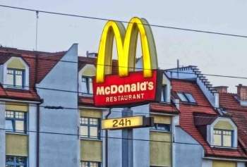 Günümüz Milyarderlerinin Bir Çoğunun Yolu McDonalds'tan Geçmiş! Nasıl Mı? İşte Detaylar! 