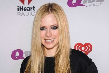 Avril Lavigne Gerçekten Klonlandı Mı? 