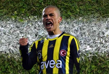 Alex De Souza'dan Fenerbahçe Taraftarını Heyecanlandıran Paylaşım! Yuvama Dönüyorum!