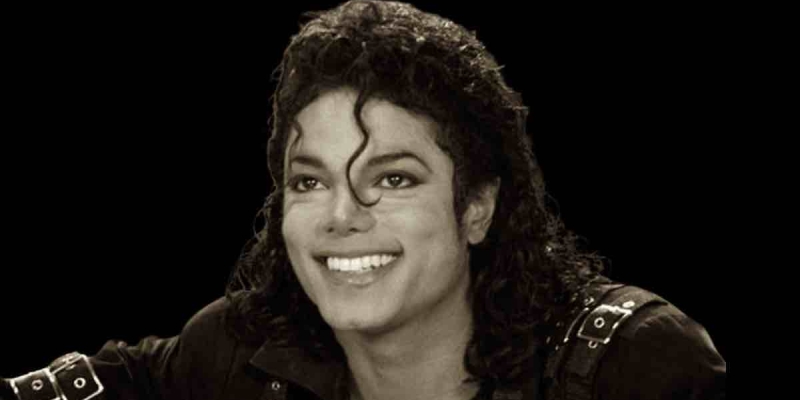Michael Jackson Ölümünün Ardından Milyonlarca Dolar Para Kazandı!