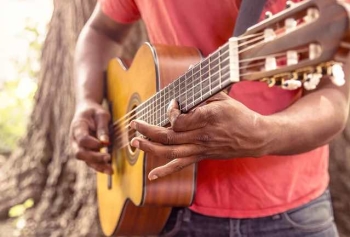 Gitarda Parmak Ve Egzersiz Hareketleri Nasıl Olmalıdır? 