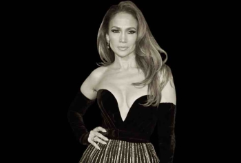 Jennifer Lopez Gala Tarzı Ve Güzelliğiyle Büyüledi! 