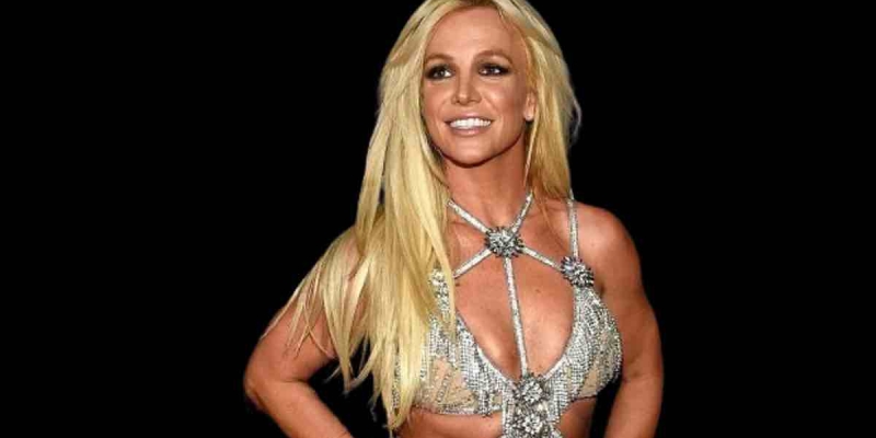 Britney Spears'ın Babasının Bir Bacağı Kesildi! Britney Spears Oralı Olmadı!