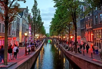 Duru Önver Amsterdam'da Neler Yaşadı? 