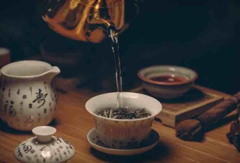 Siyah Çay İçerek Nasıl Zayıflanır? Rana Çetin Anlattı! 