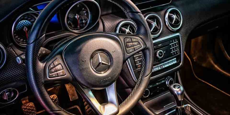 Turhan Çömez'in İngiltere'den Getirtiği Mercedes Otomobilin Fiyatı Olay Oldu! 
