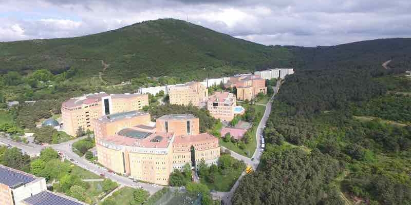 İlke Sude Rüzgar Yeditepe Üniversitesini Gezdi! 