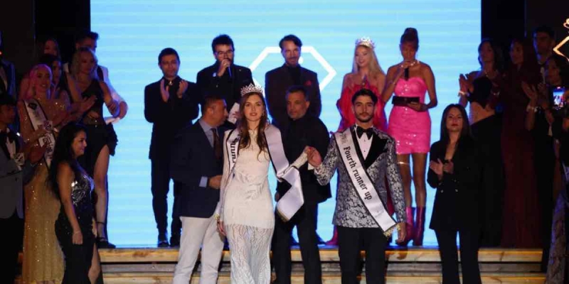 Aydın Eskiköy'ün Onursal Jüri Olduğu Yarışmada Miss And Mr Fashiontv Belli Oldu!