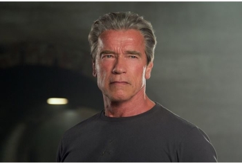 Ünlü Aktör Arnold Schwarzenegger Ameliyat Oldu! Peki Durumu Nasıl? 