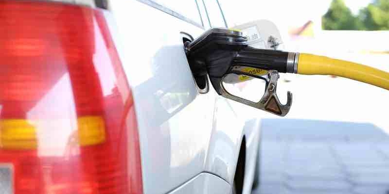 Araç Sahiplerine Bir Kötü Haber Daha Benzin Fiyatları Zamlanıyor! Ne Zaman Geçerli Olacak? 