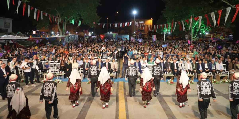 Kayseri'de 'Yahyalı Elma Ve Turizm Festivali'nin İkincisi Yapıldı! 