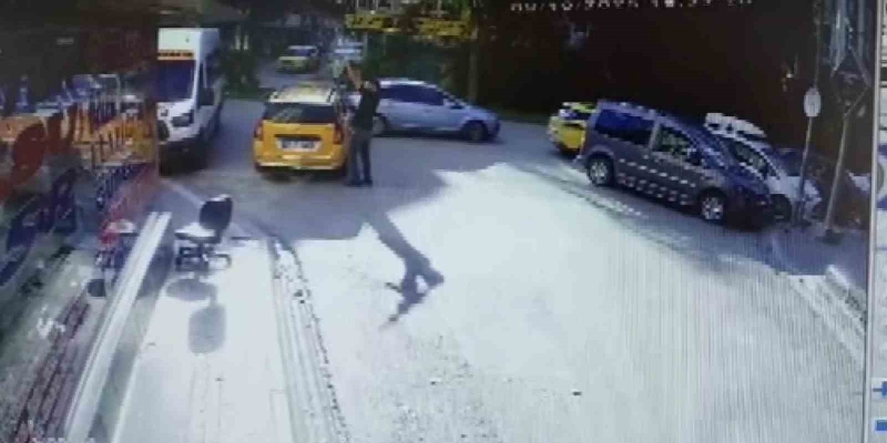 Adana’da kafeye otomatik tüfekle saldırı kamerada