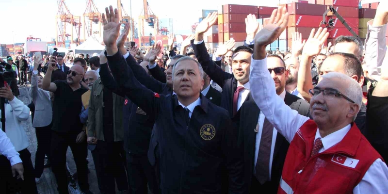 17. İyilik Gemisi, Bakan Yerlikaya’nın katıldığı törenle Gazze’ye uğurlandı