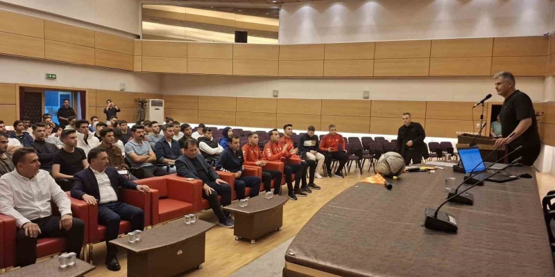 Kayseri Futbol Aday Hakem Kursu tamamlandı