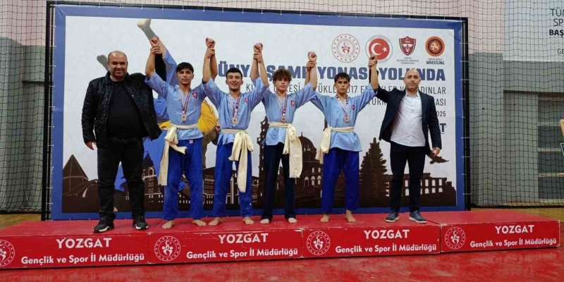 Bilecikli güreşçi Mikail Zaloğlu’ndan Türkiye şampiyonluğu
