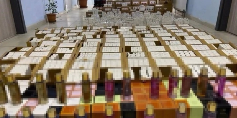 Kütahya’da 3 bin 755 şişe kaçak parfüm ele geçirildi