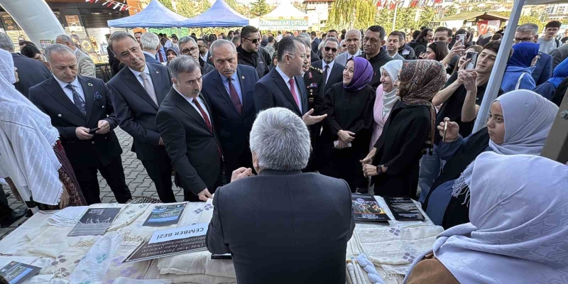 KBÜ’de 81 ilin kültürlerini tanıtan 2. KBÜFEST başladı