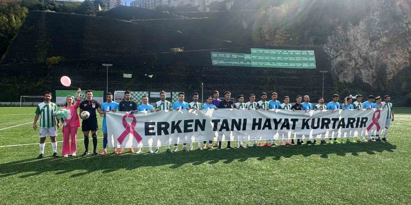 Statta sezon maçı öncesi, kanseri yenen Nilda Kadam için balonlar gökyüzüne bırakıldı