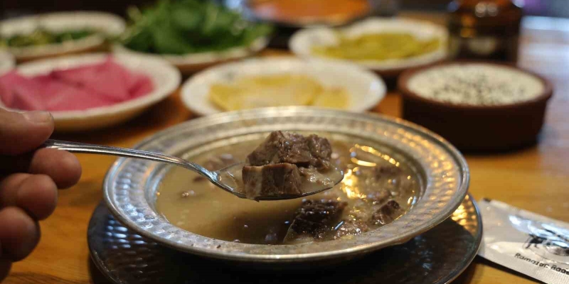 Çocukların dahi tükettiği kış çorbaları: "Kelle ve arabaşı"