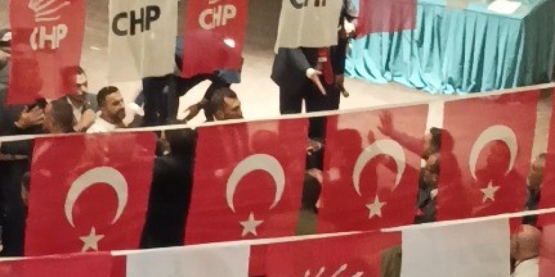 Kahramanmaraş’ta CHP kongresinde kavga