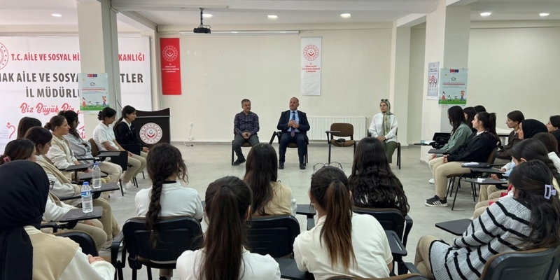 Şırnak’ta geleceğin meslek elemanları sosyal hizmetleri yerinde tanıdı