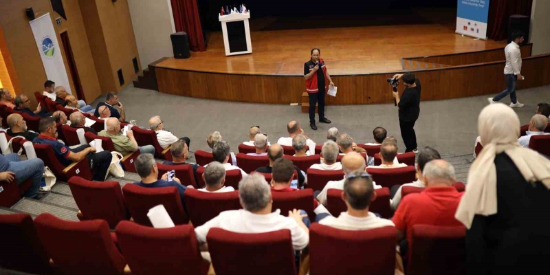 Afet anında ‘bir telsiz sesi’ binlerce kişinin hayatında rol oynayacak