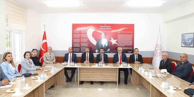 Erdoğan: "Ailelerimiz en önemli paydaşlarımız"