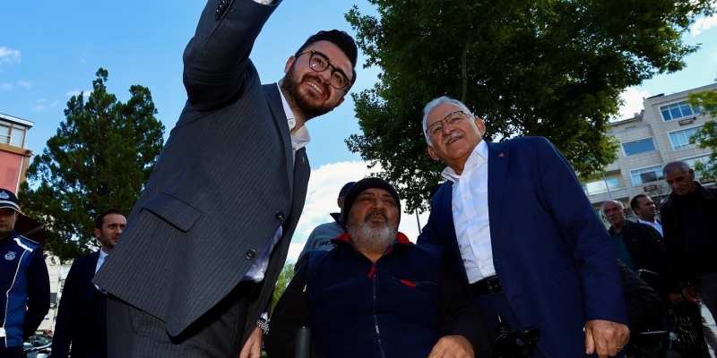 Başkan Büyükkılıç’tan Hunat Esnafına ziyaret