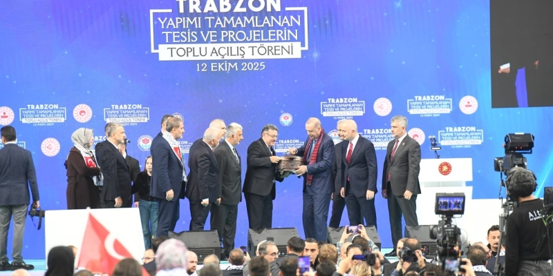Başkan Genç: "Trabzonumuzu hizmetlerle donatmaya devam edeceğiz"