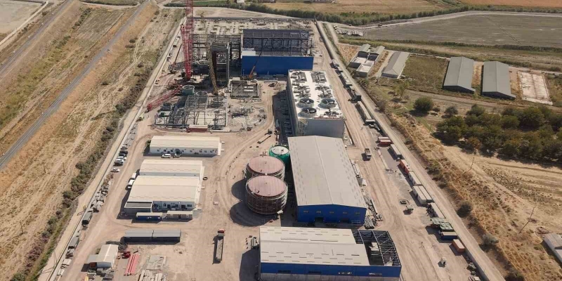 Cengiz Enerji Özbekistan’daki yeni santralinin finansman kapanışını tamamladı