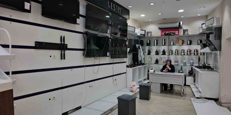 Ereğli’de su baskını sonrası esnaf yaralarını sarıyor