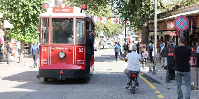 Şanlıurfa’da nostaljik tramvay hizmete girdi
