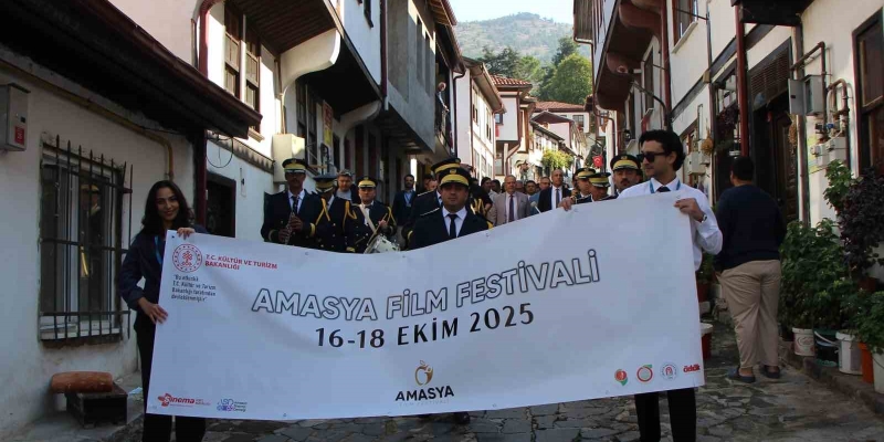 Amasya Film Festivali Yeşilçam şarkılarıyla başladı