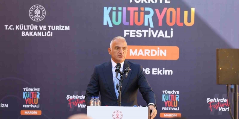 Kültür ve Turizm Bakanı Ersoy: "Gelecek sene 4 ilimizi daha ekleyerek şenliklerimizi 9 şehrimizde düzenleyeceğiz"