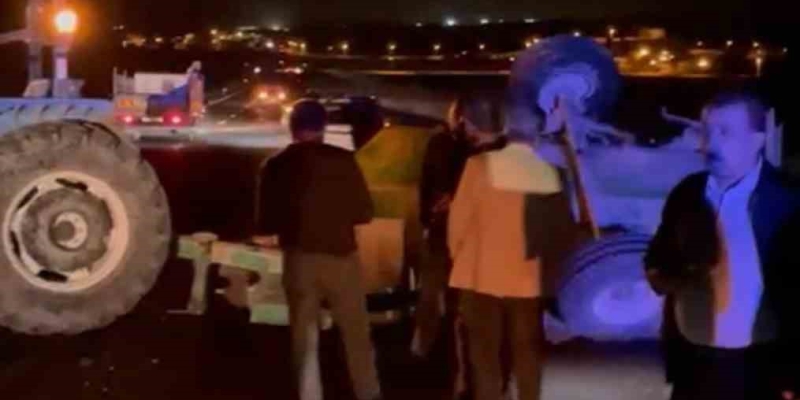 Siirt’te hafif ticari araç ile traktör çarpıştı: 2 yaralı