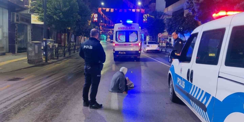 Yaşlı kadına otomobille çarpıp olay yerinden kaçan sürücü kayıplara karıştı