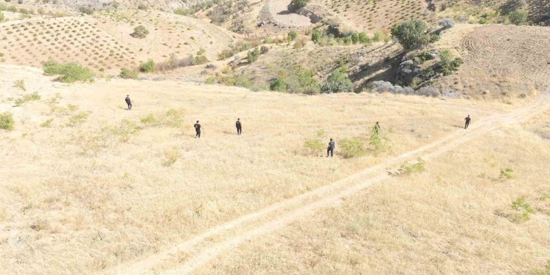 Siirt’te kayıp alzaymır hastası yaşlı adamı bulmak için 250 kilometrekare alana bakıldı