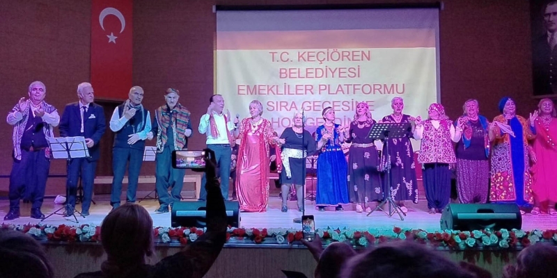 Keçiören’de Emekliler Platformu’ndan Sıra Gecesi coşkusu