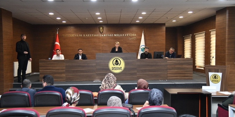 Pursaklar Belediyesi, iş arayanlara derman oluyor